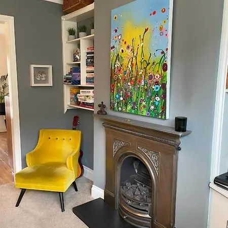 Period Two-bed House, Next To River And